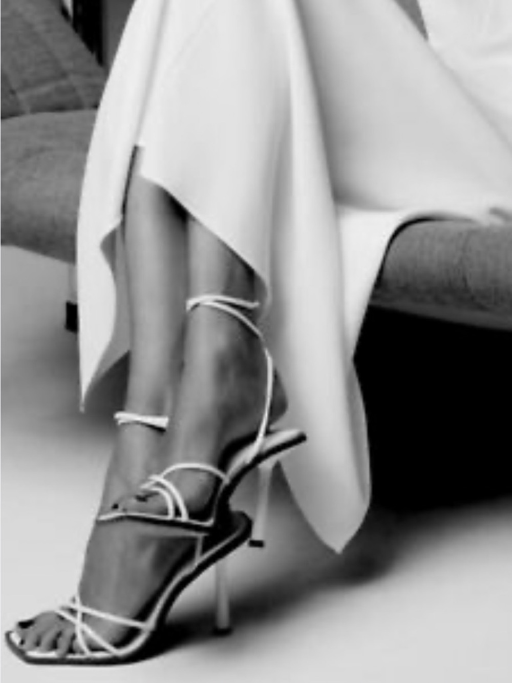 NWT Zara White Strappy Tie-Heel Sandals